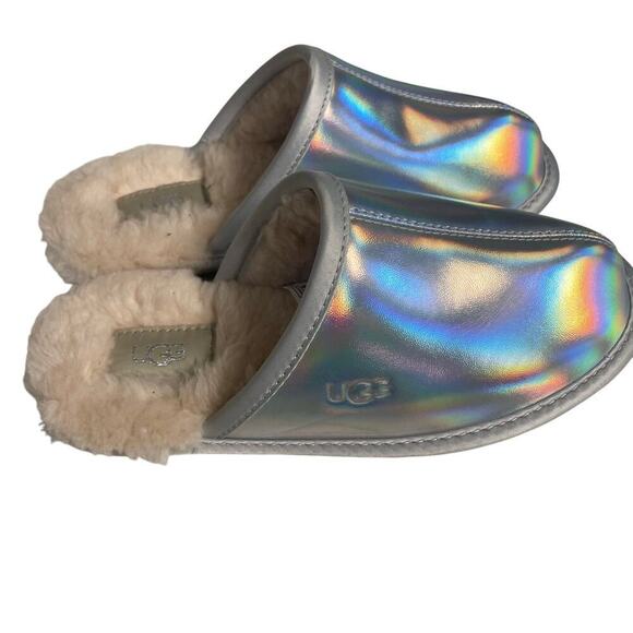 UGG Pearle Iridescent Hologram Slipper Scuff Size 5 NEW Never Worn - Picture 1 of 6